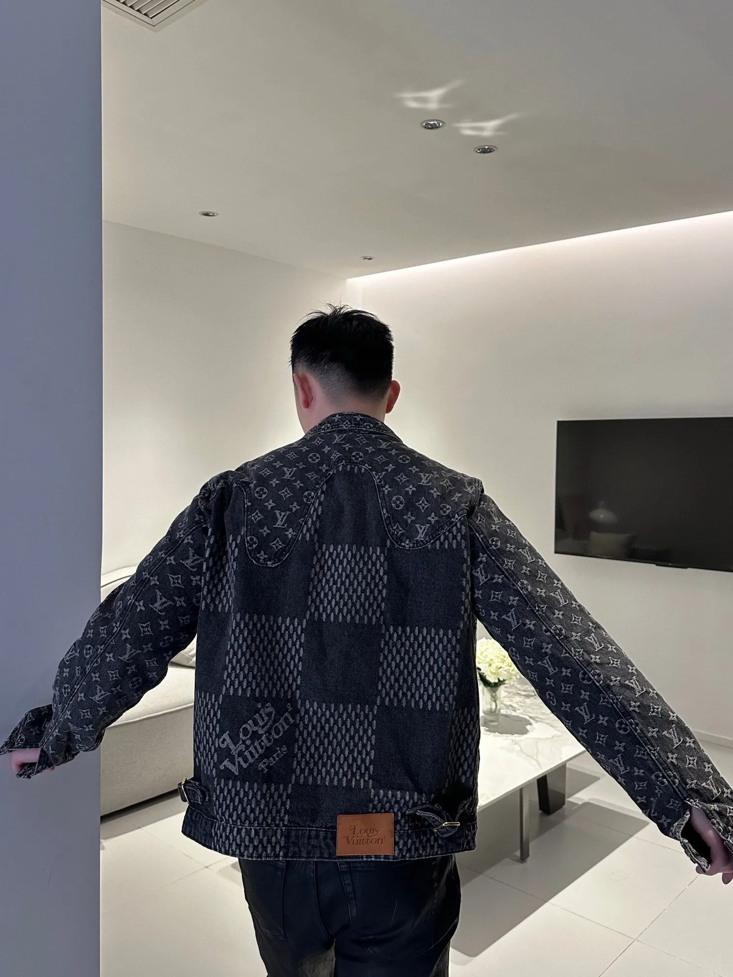 Louis Vuitton/ Classic